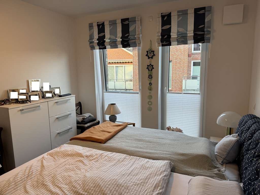 hochwertige 2,5-Zimmer-Wohnung (KfW 55) mit Balkon und Fahrstuhl in Altstadtnähe