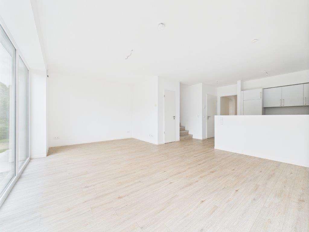 ### neuwertige 4-5-Zimmer-MAISONETTE-Wohnung mit Dachterrasse ###