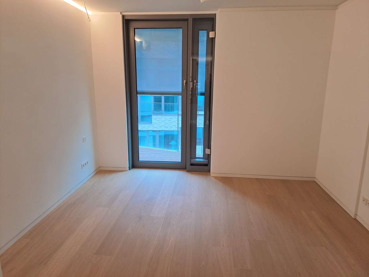 2-Zimmer-NEUBAU-Wohnung mit direktem Elbblick - The Crown -