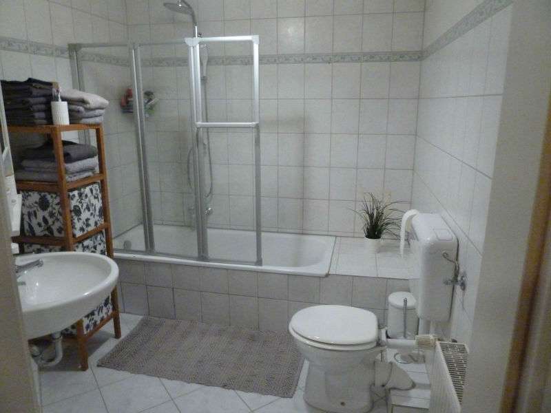 ### großzügige 2-Zimmer-Wohnung mit Balkon und Stellplatz in Altkloster ###