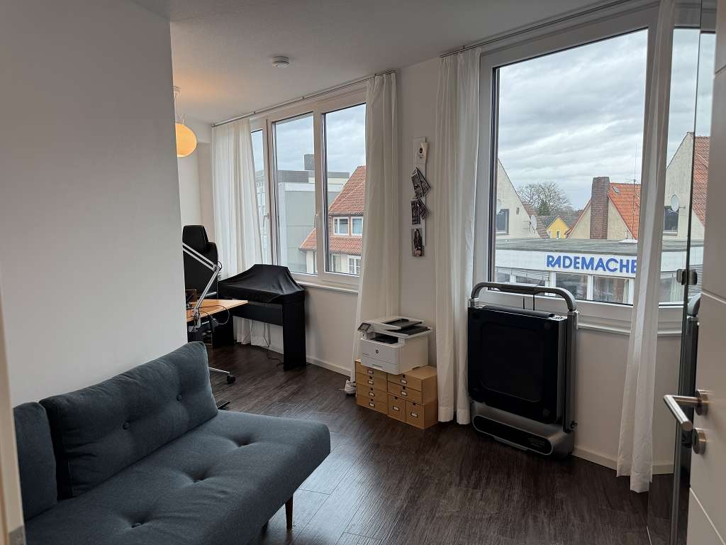 ### hochwertige 3-Zimmer-PENTHOUSE-Wohnung in ALTKLOSTER ###