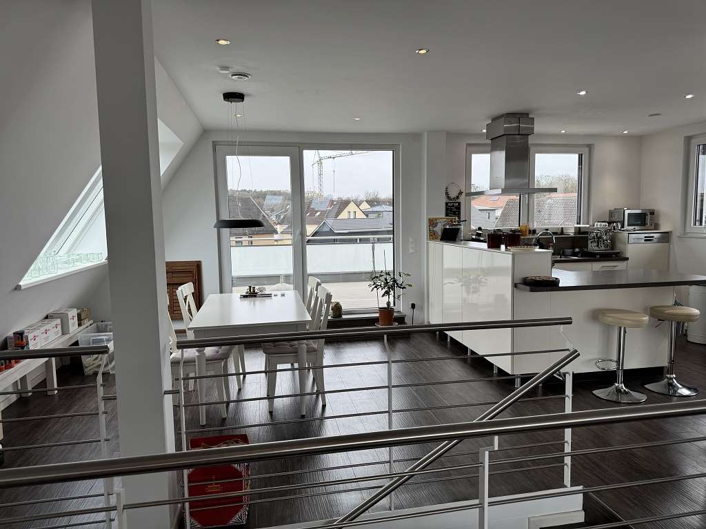 ### hochwertige 3-Zimmer-PENTHOUSE-Wohnung in ALTKLOSTER ###