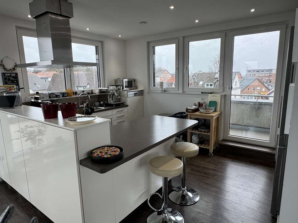 ### hochwertige 3-Zimmer-PENTHOUSE-Wohnung in ALTKLOSTER ###