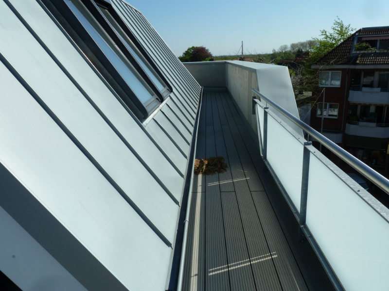 ### hochwertige 3-Zimmer-PENTHOUSE-Wohnung in ALTKLOSTER ###