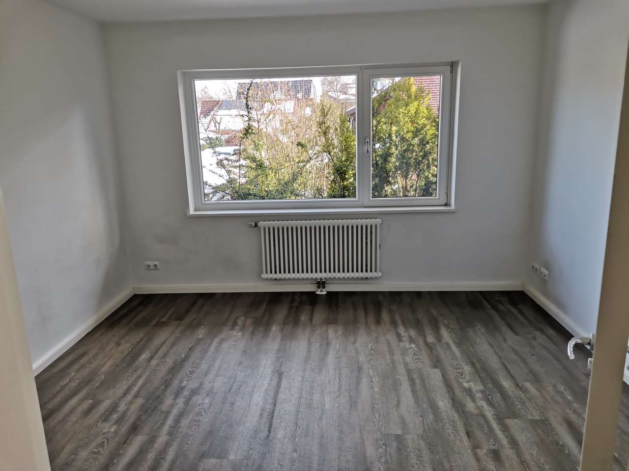 modernisiertes 5-Zimmer-Einfamilienhaus mit Vollkeller & Garage in bevorzugter Wohnlage