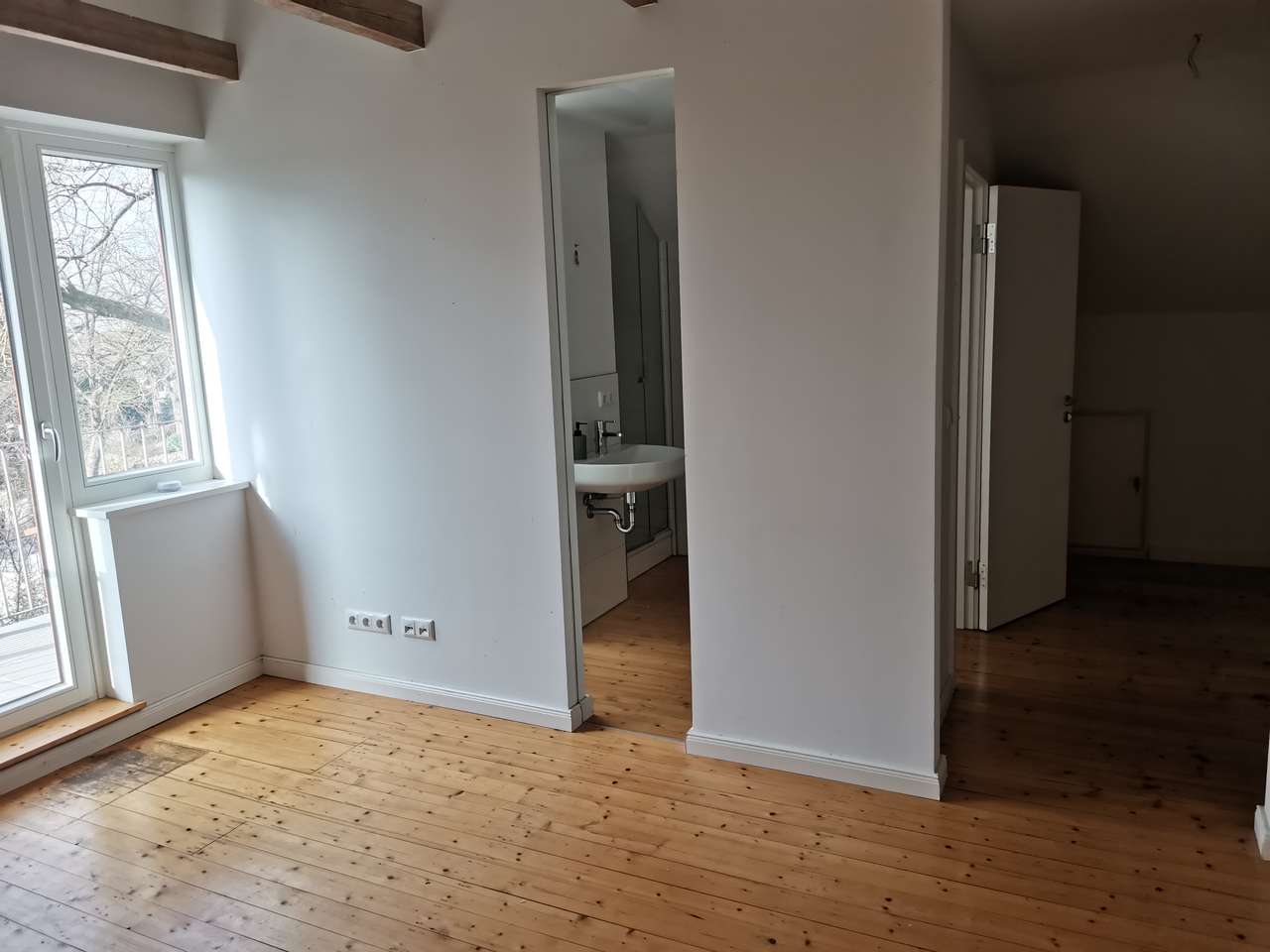 modernisiertes 5-Zimmer-Einfamilienhaus mit Vollkeller & Garage in bevorzugter Wohnlage