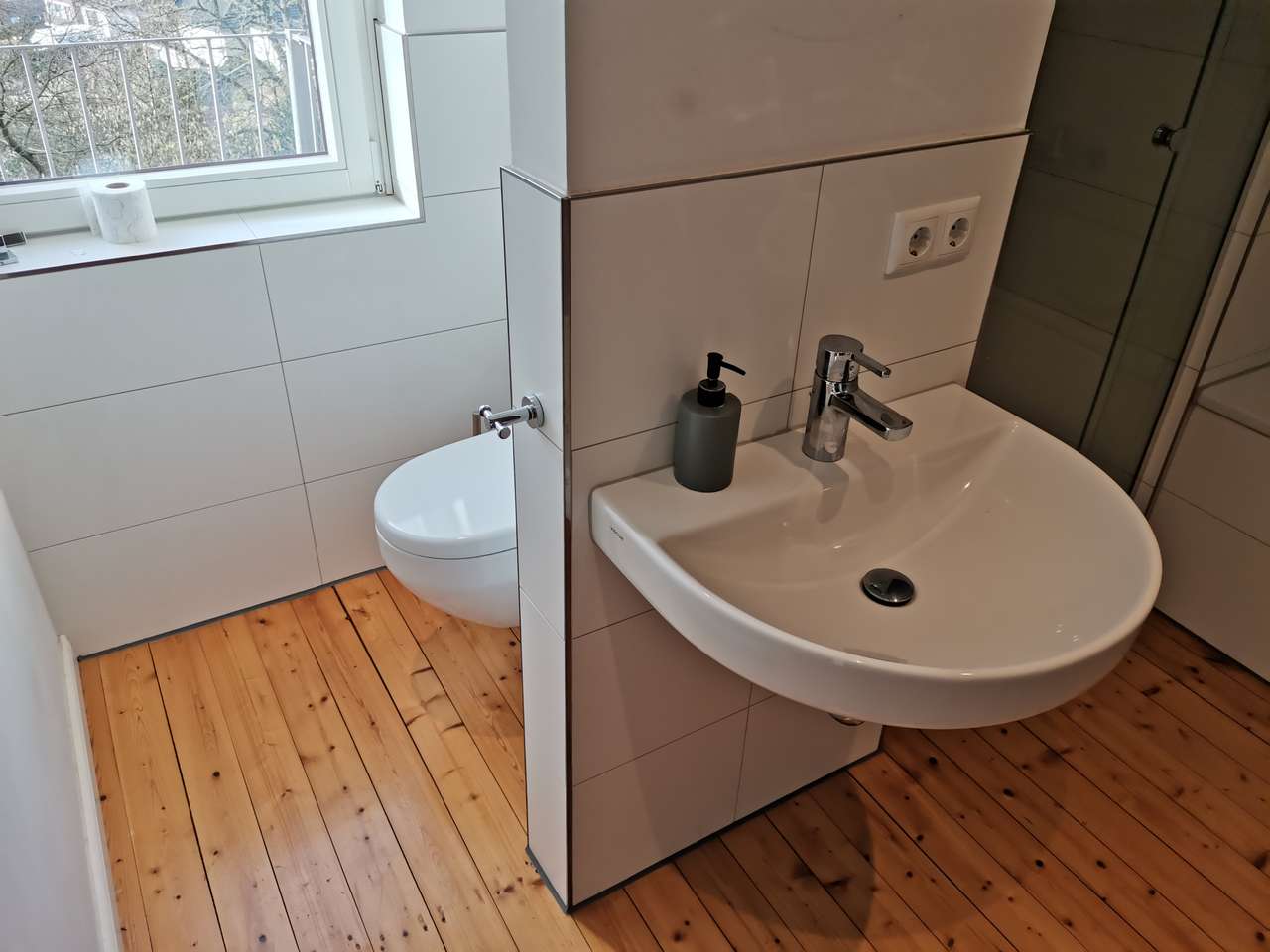 modernisiertes 5-Zimmer-Einfamilienhaus mit Vollkeller & Garage in bevorzugter Wohnlage