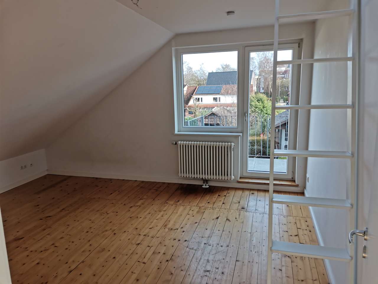 modernisiertes 5-Zimmer-Einfamilienhaus mit Vollkeller & Garage in bevorzugter Wohnlage