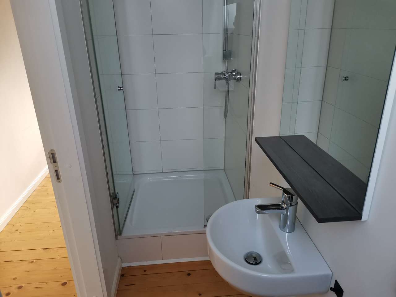 modernisiertes 5-Zimmer-Einfamilienhaus mit Vollkeller & Garage in bevorzugter Wohnlage