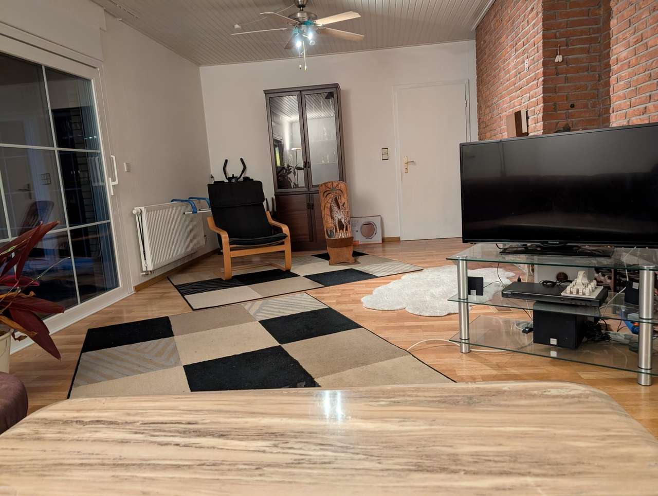 modernisierter 4-Zimmer-Bungalow mit Vollkeller & Garage