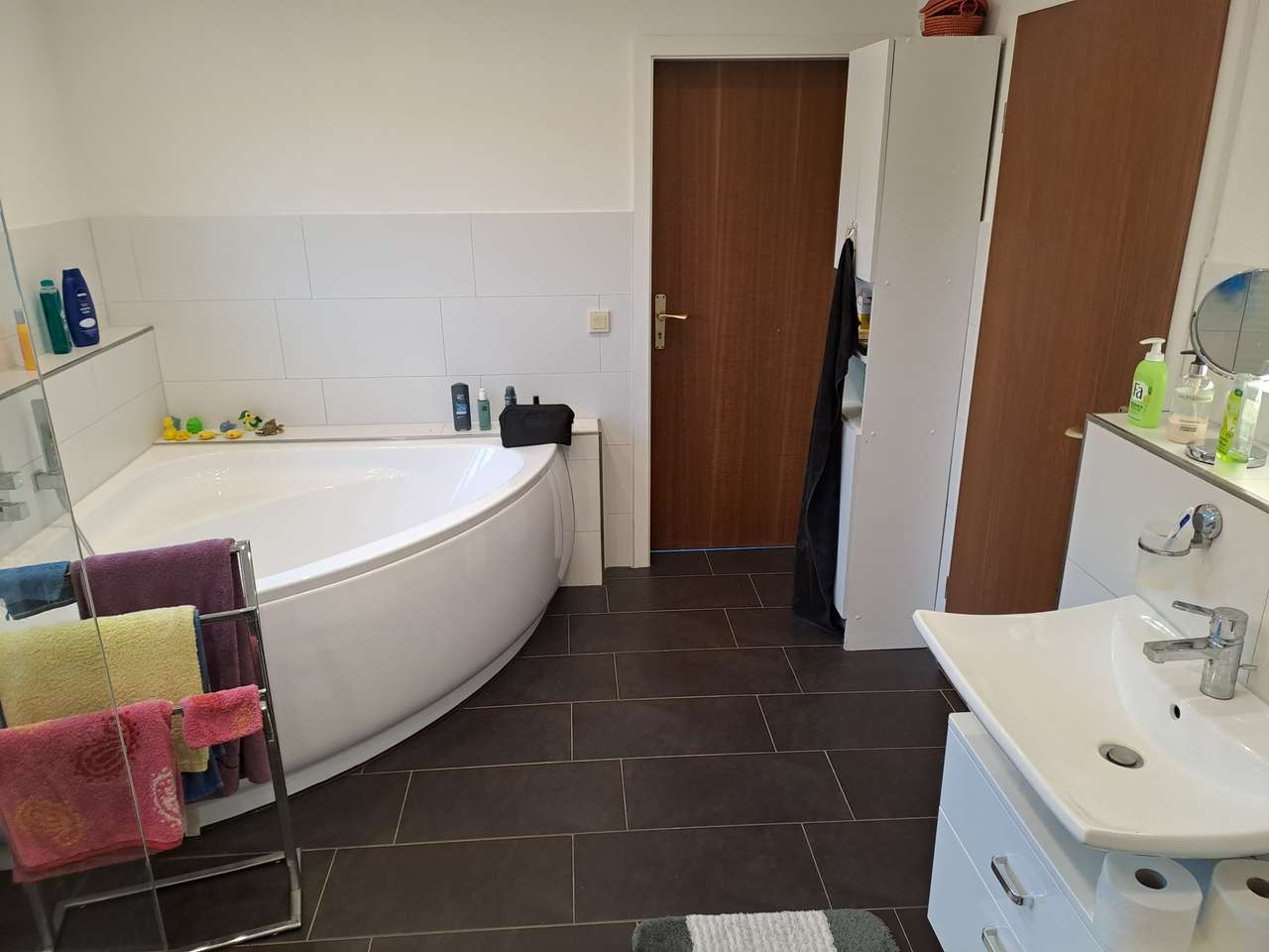modernisierter 4-Zimmer-Bungalow mit Vollkeller & Garage
