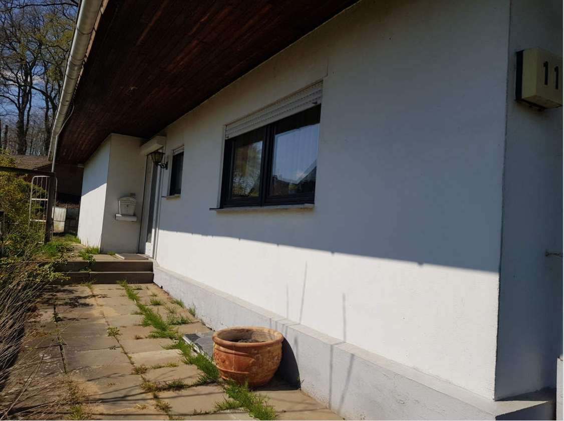 Renovierungsbedürftiger Bungalow mit großem Potenzial- ideal für Handwerker und Eigenheimbauer