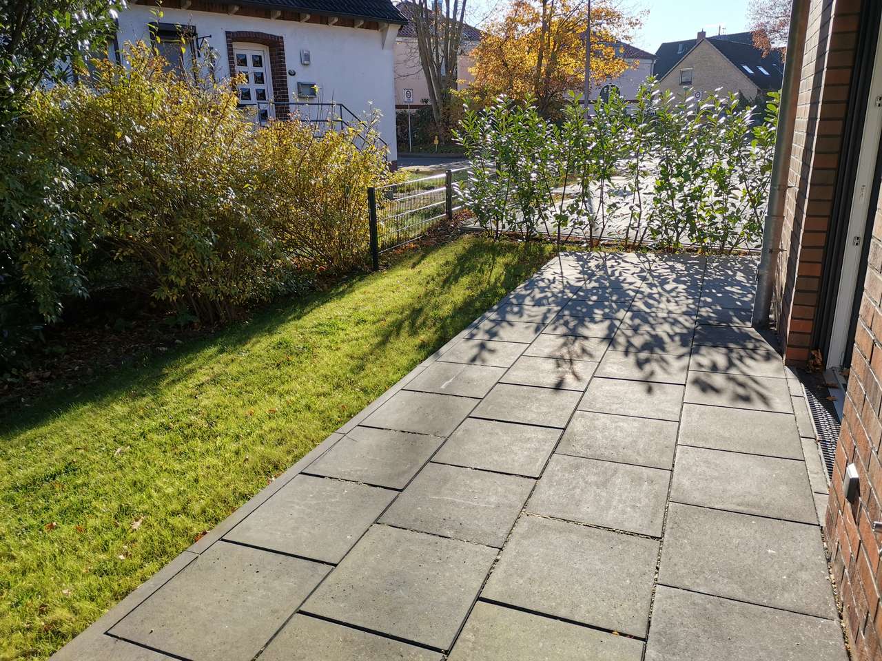hochwertige 2-Zimmer-NEUBAU-Eigentumswohnung (KfW 40 EE) mit Terrasse