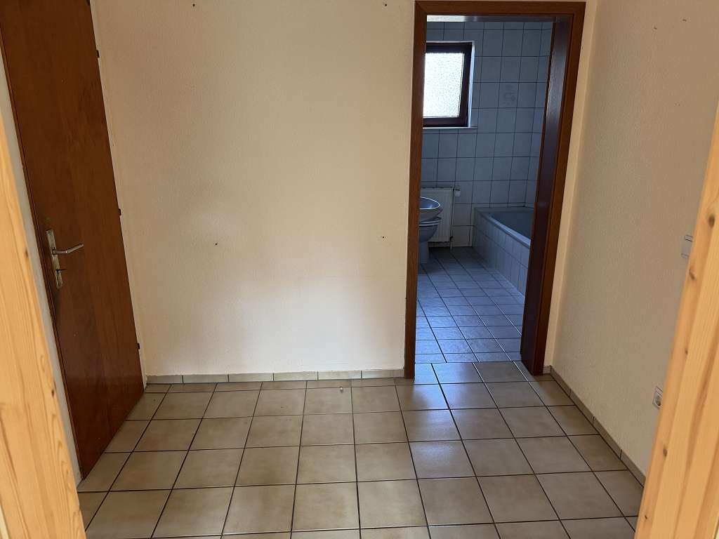 ### 4,5-Zimmer-ALTBAU-Einfamilienhaus in Elstorf ###