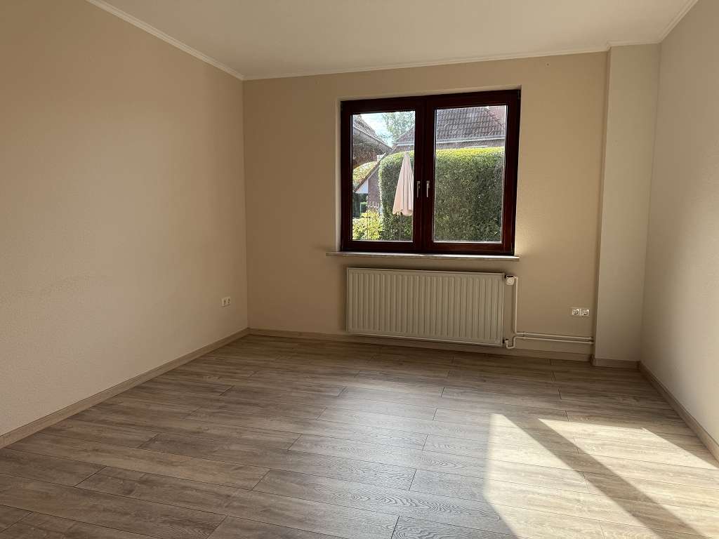 ### 4,5-Zimmer-ALTBAU-Einfamilienhaus in Elstorf ###