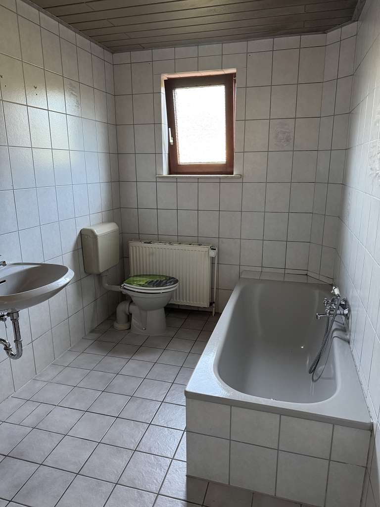 ### 4,5-Zimmer-ALTBAU-Einfamilienhaus in Elstorf ###