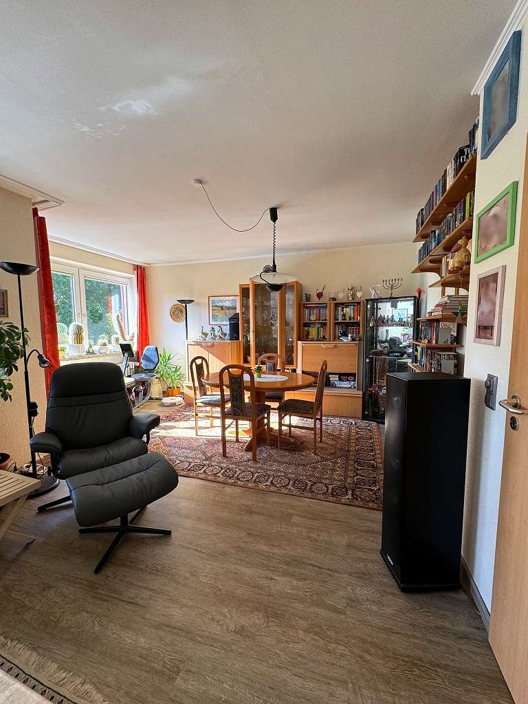 großzügige Maisonette-Wohnung mit Balkon in gefragter Lage – viel Platz auf zwei Ebenen