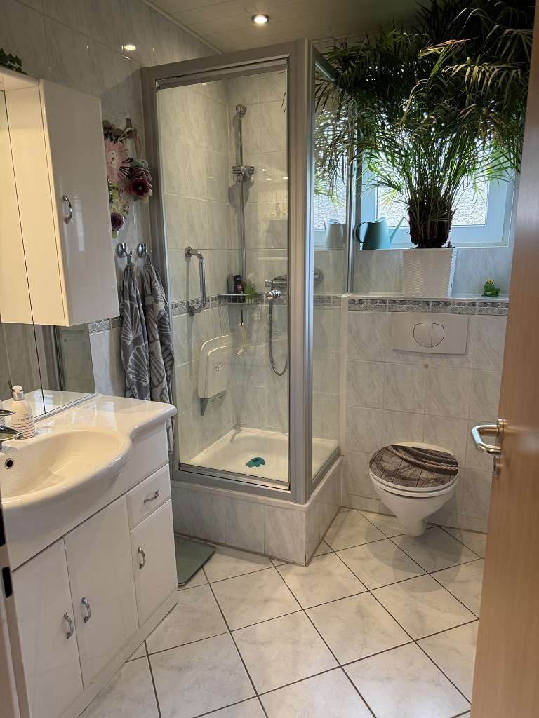 großzügige Maisonette-Wohnung mit Balkon in gefragter Lage – viel Platz auf zwei Ebenen