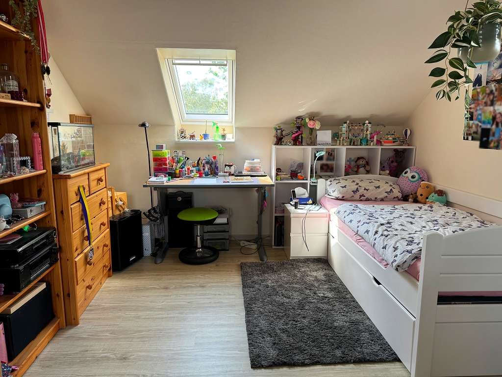 großzügige Maisonette-Wohnung mit Balkon in gefragter Lage – viel Platz auf zwei Ebenen
