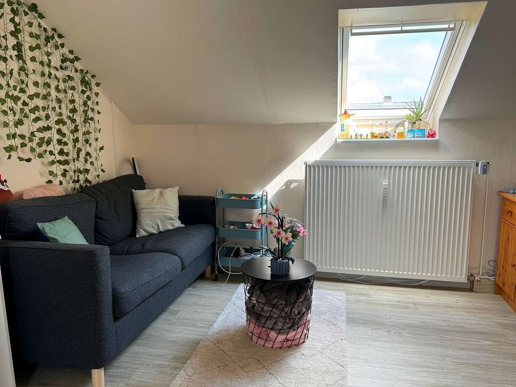 großzügige Maisonette-Wohnung mit Balkon in gefragter Lage – viel Platz auf zwei Ebenen