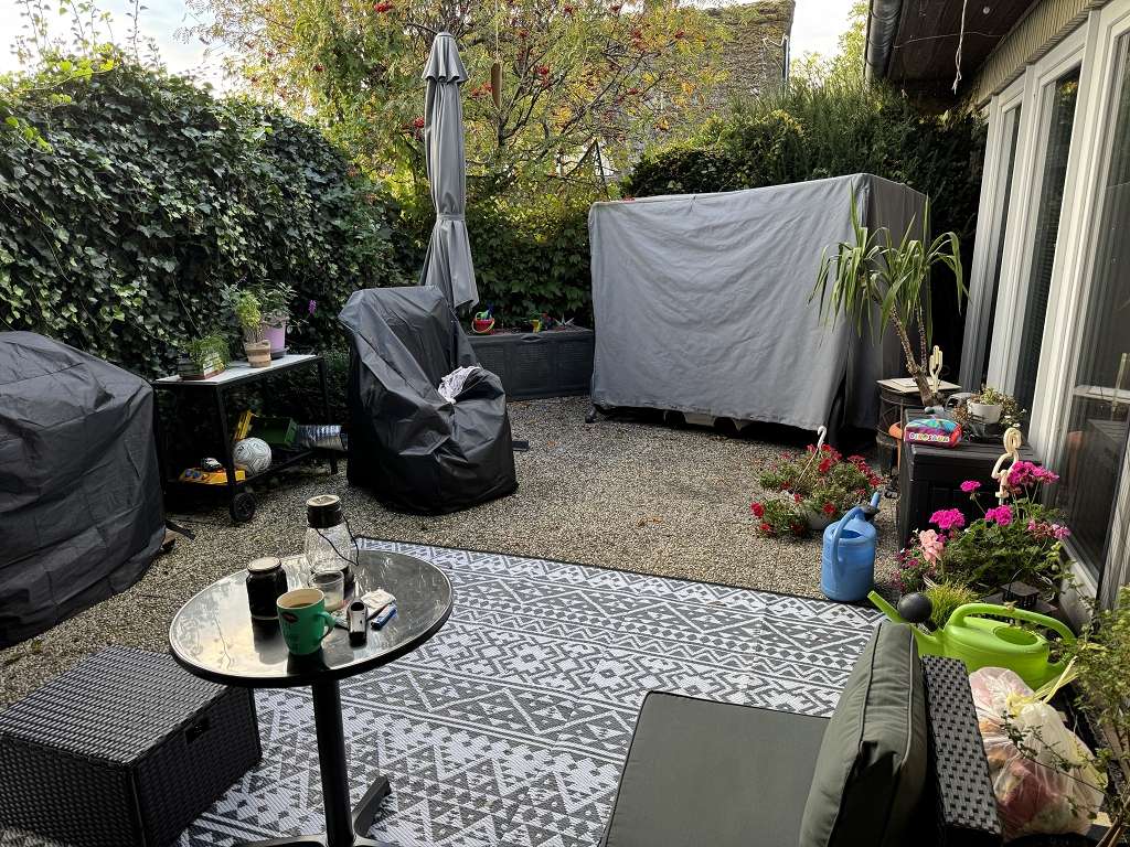 ### vermietetes 7-Zimmer-Dreifamilienhaus in Elbnähe ###