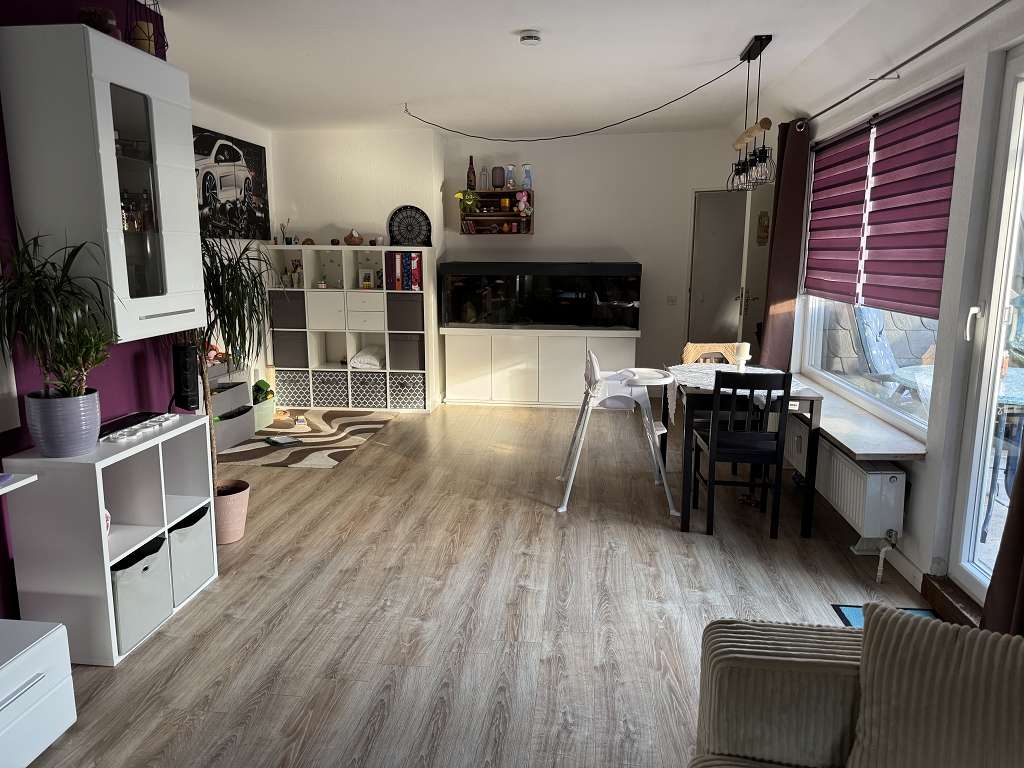 ### vermietetes 7-Zimmer-Dreifamilienhaus in Elbnähe ###