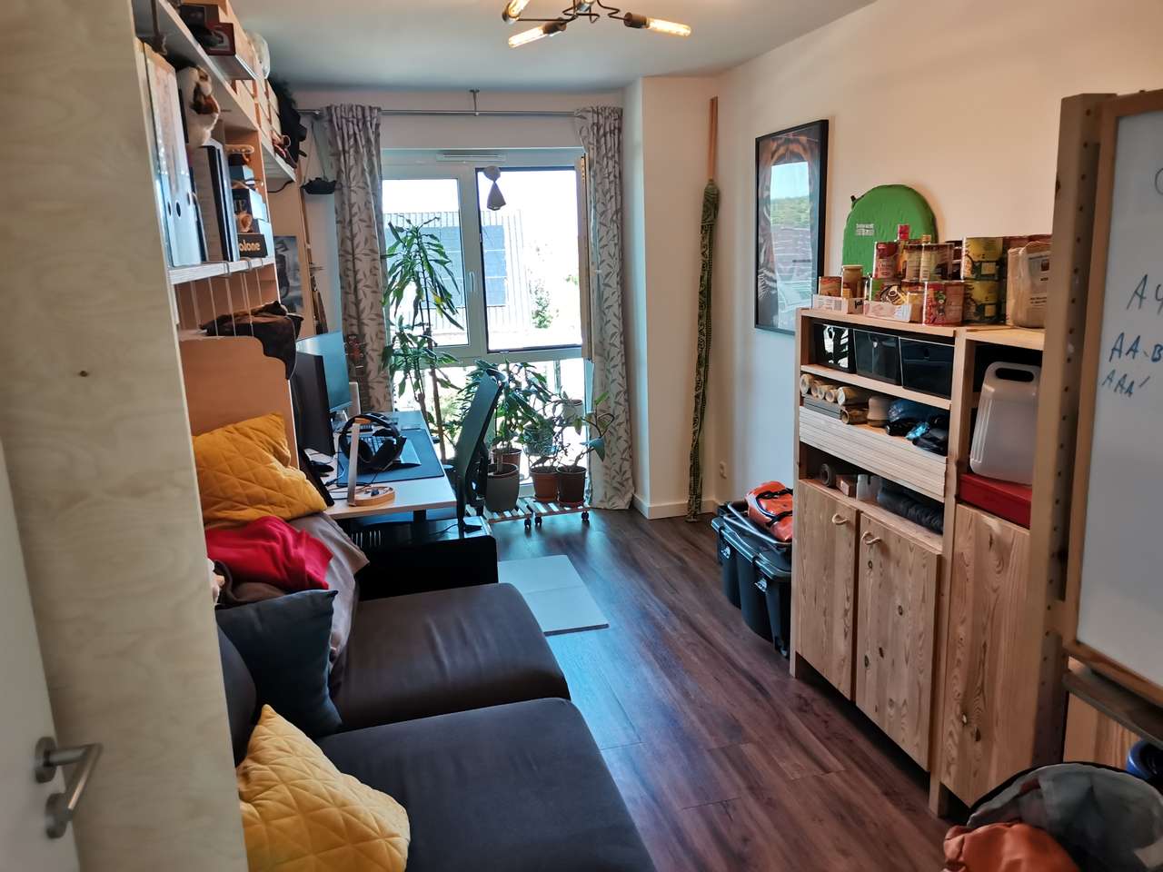 hochwertige 3,5-Zimmer-„PENTHOUSE“-Eigentumswohnung von 2020 in ruhiger Wohnlage