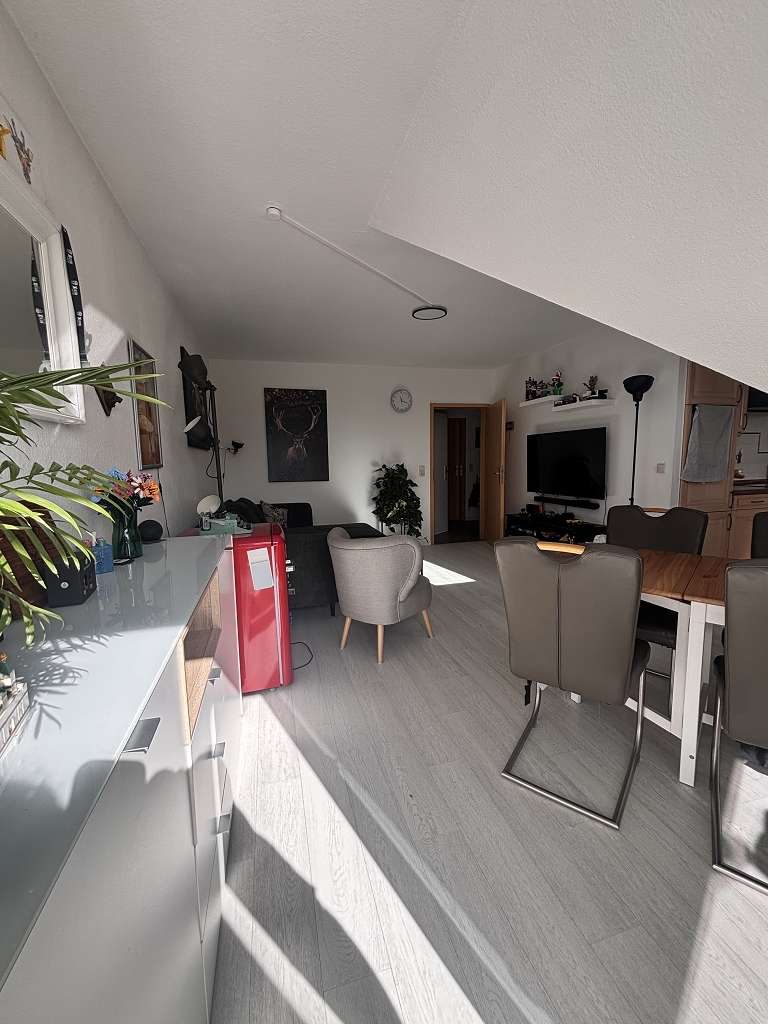 Wohn- und Esszimmer 