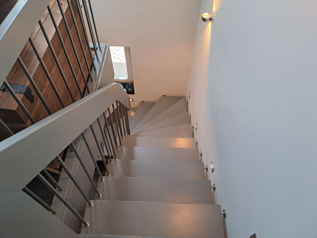 Treppe zum Dachgeschoss