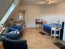 Wohn- und Schlafzimmer Wohn- und Schlafzimmer