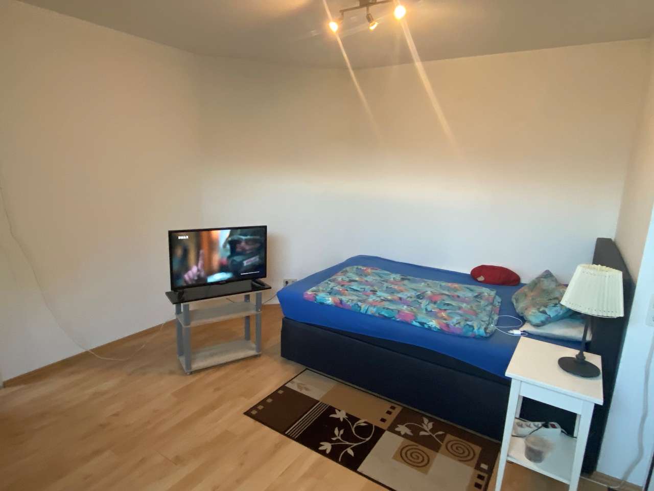 Wohn- und Schlafzimmer Wohn- und Schlafzimmer